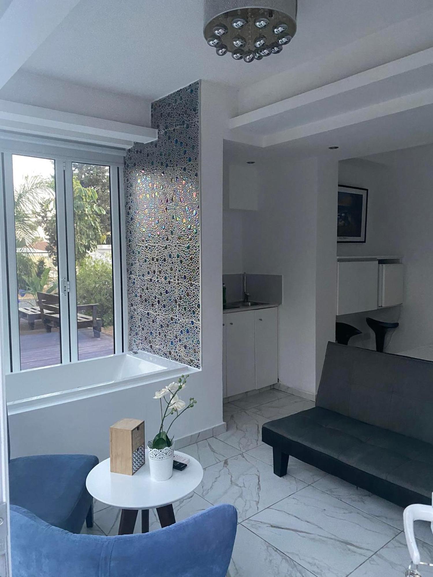 Apartament Nissi49